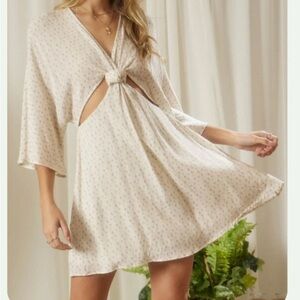Guavaberry Bohemian Cut Out Knot Front swing Dress in Ivory size medium